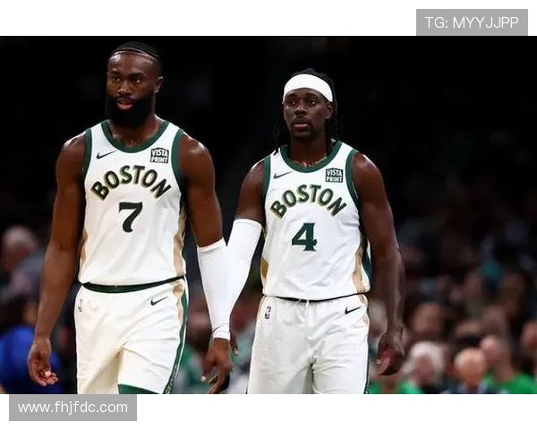 绿军背靠背挑战鹈鹕杰伦布朗状态回暖有望出战